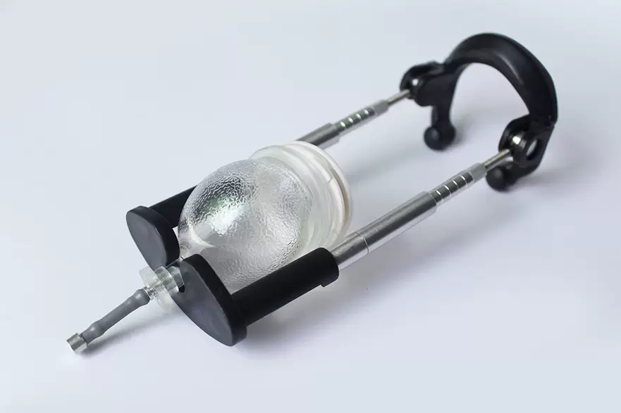 extender for increasing the size of the penis